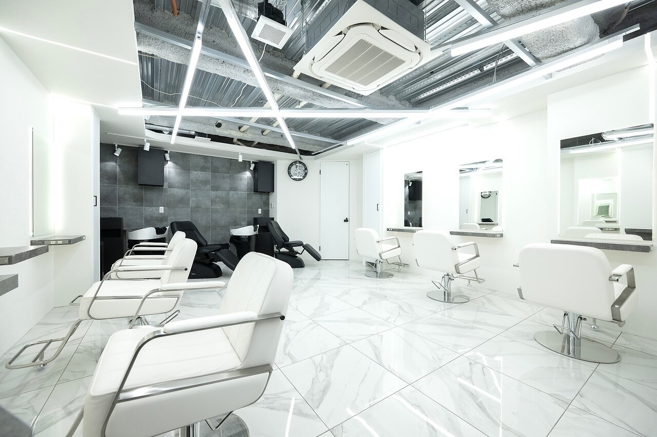 Men's salon True Creation 池袋の店舗写真
